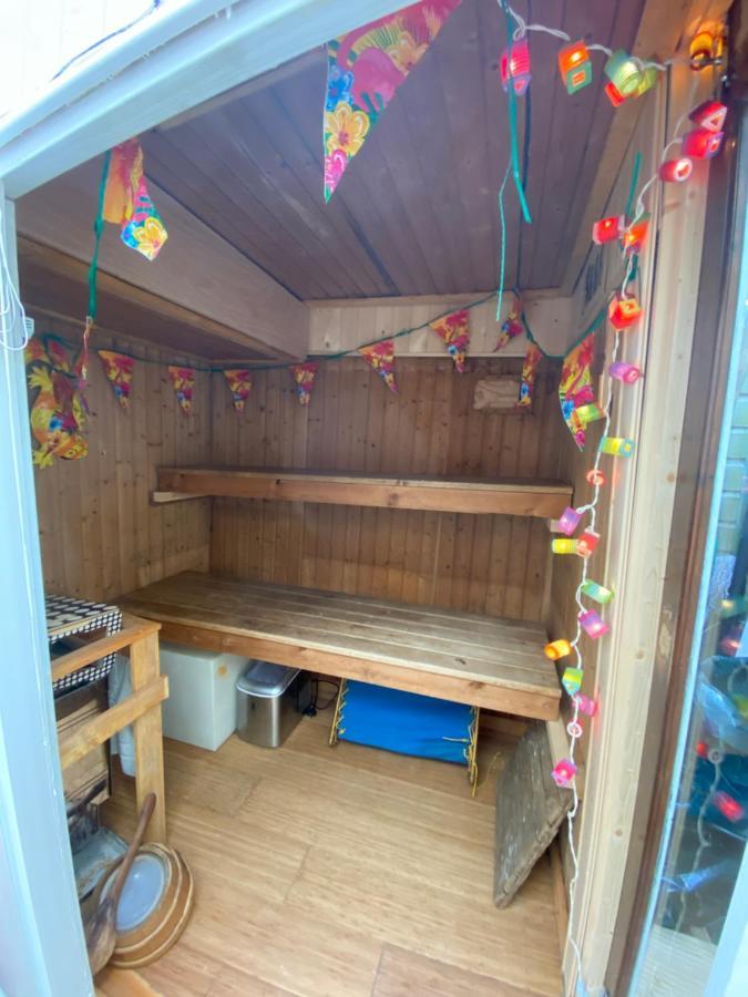 Little Brighton Beach Apartments - Also Separate Spa Cabin And Watersports Esterno foto
