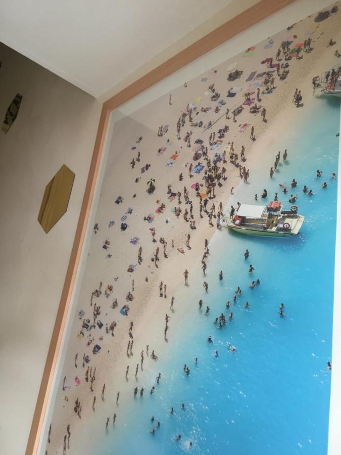 Little Brighton Beach Apartments - Also Separate Spa Cabin And Watersports Esterno foto